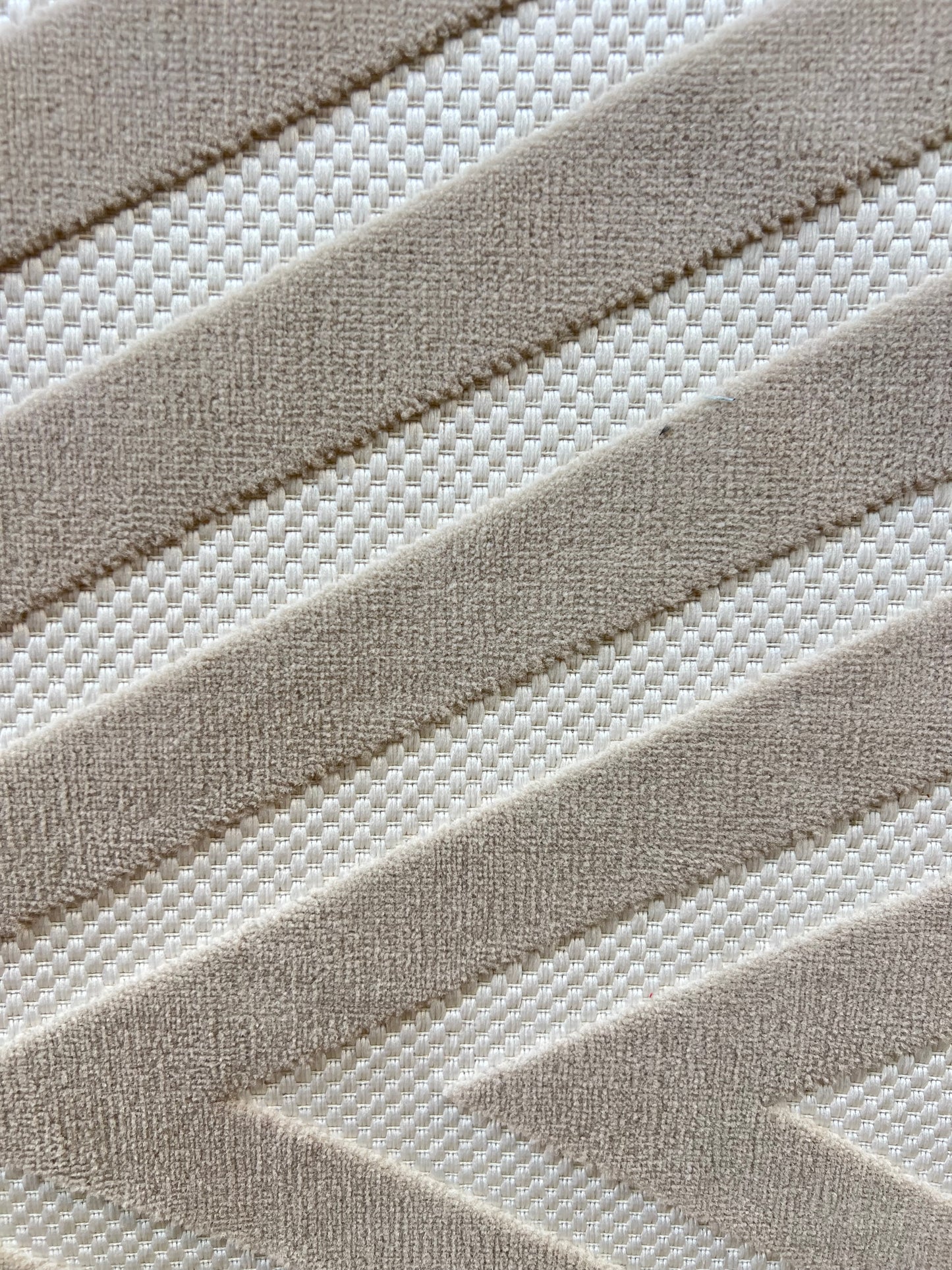 Beige luxieus