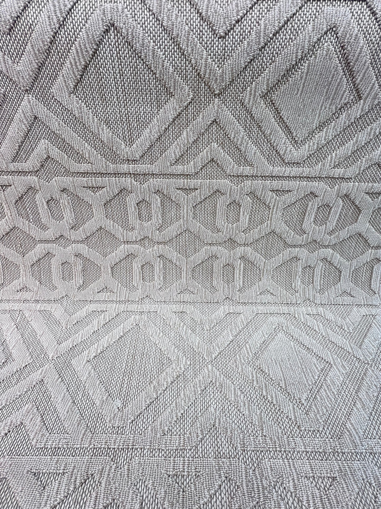 Khouloud beige